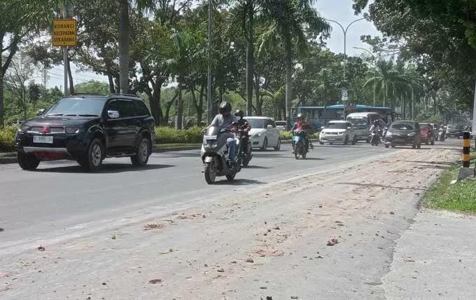 2025-02-13-5012Tanah timbun (ft rp).jpg